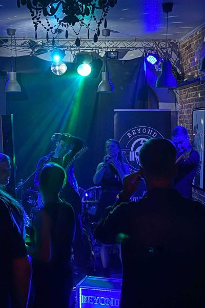 Konzert Beyond Excuse -04